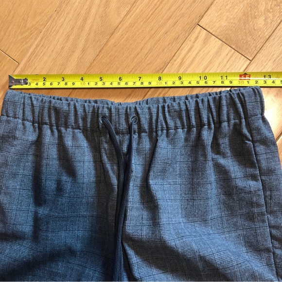 Aritzia The Group Babaton Grey Plaid Jimmy Pants - Picture 5 of 7